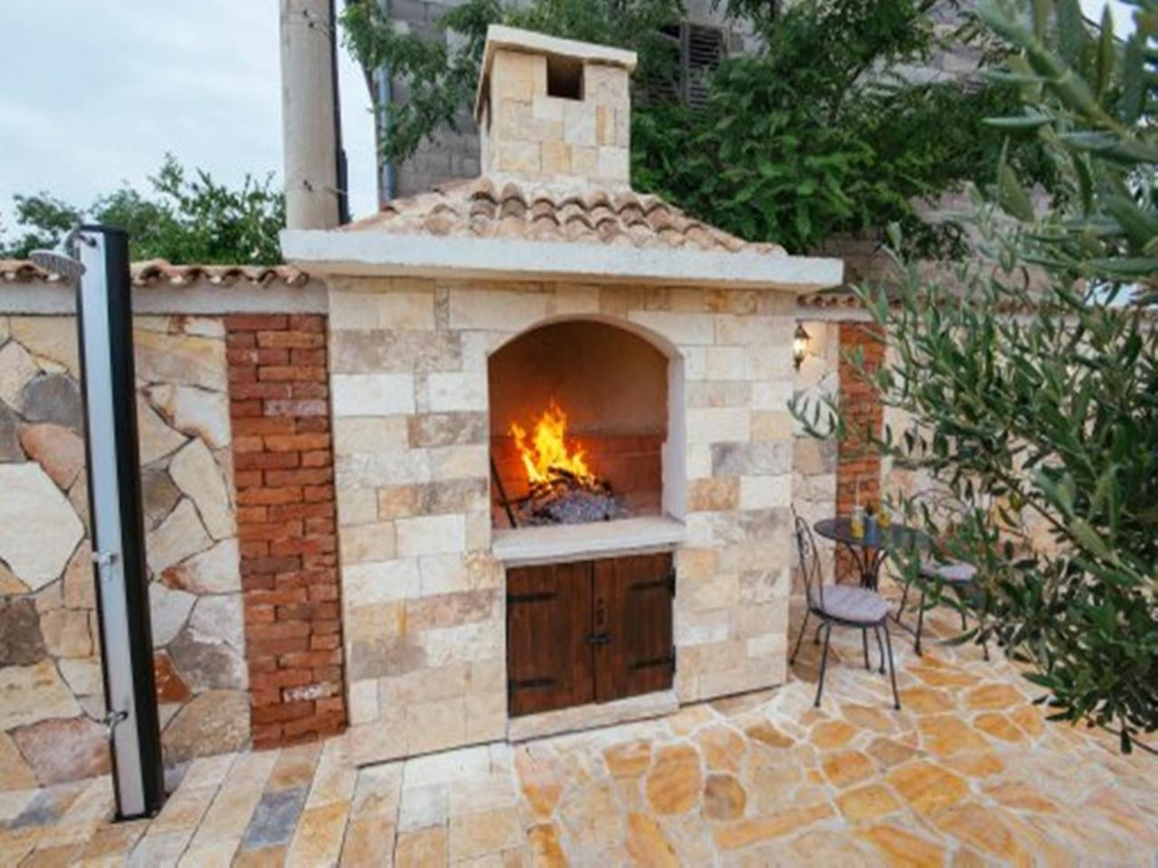 Holiday Home Iva With Pool Sukošan Exterior foto