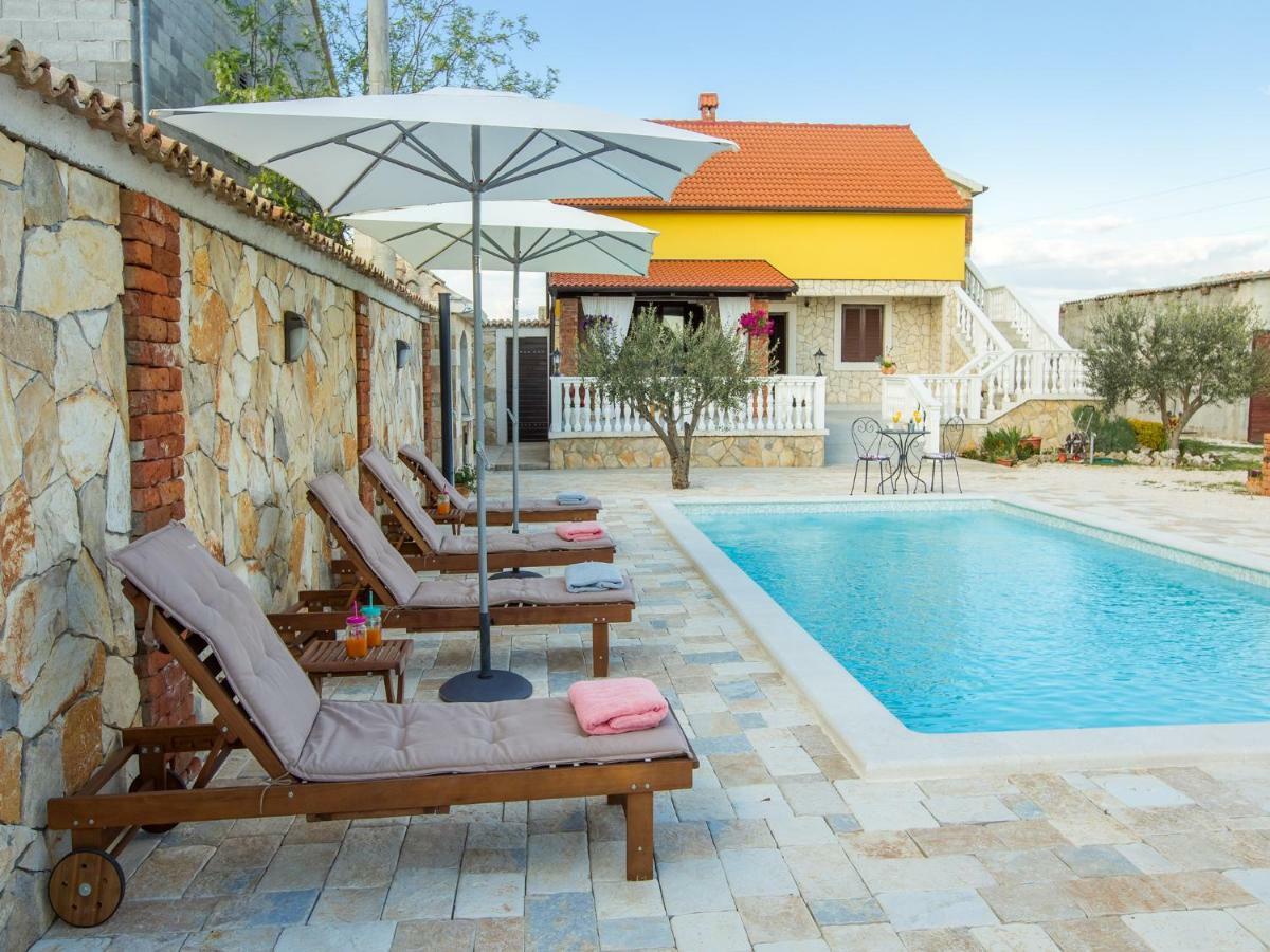 Holiday Home Iva With Pool Sukošan Exterior foto
