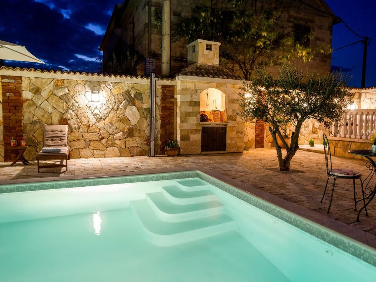 Holiday Home Iva With Pool Sukošan Exterior foto